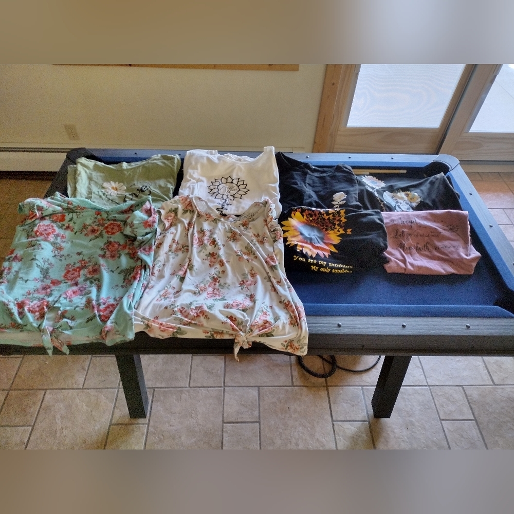 Lot of printed Style t-shirts